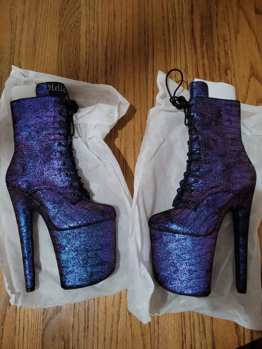 Hella Heels - Midnight Mermaid Boot - 8inches - US6 - Picture 7 of 8
